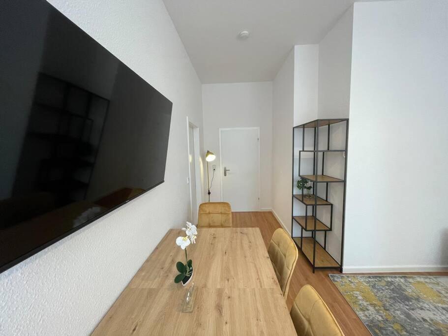 Lucky Stays Ls01 - Vollausstattung - Zentrum - Aufzug - Grosse Kueche - 2 Zimmer - Smart-Tv Magdeburgo Esterno foto