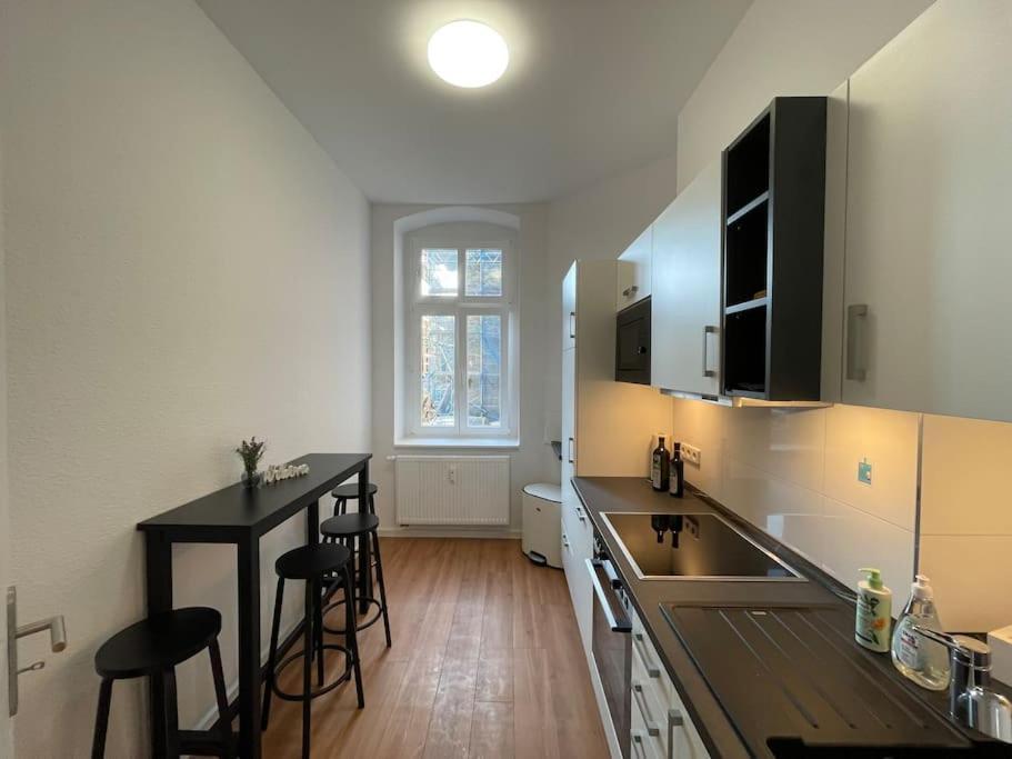 Lucky Stays Ls01 - Vollausstattung - Zentrum - Aufzug - Grosse Kueche - 2 Zimmer - Smart-Tv Magdeburgo Esterno foto